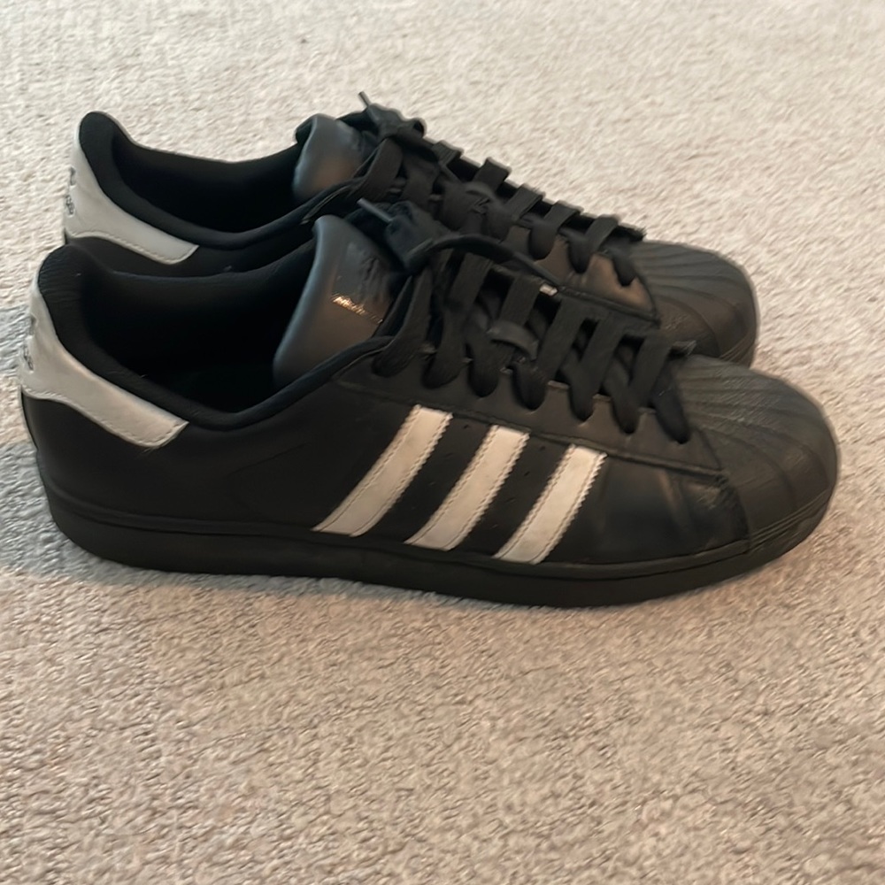 Adidas Superstar